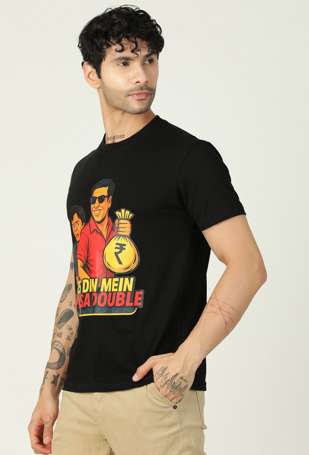 Hera Feri Design Regular Fit Printed T-Shirt Black.