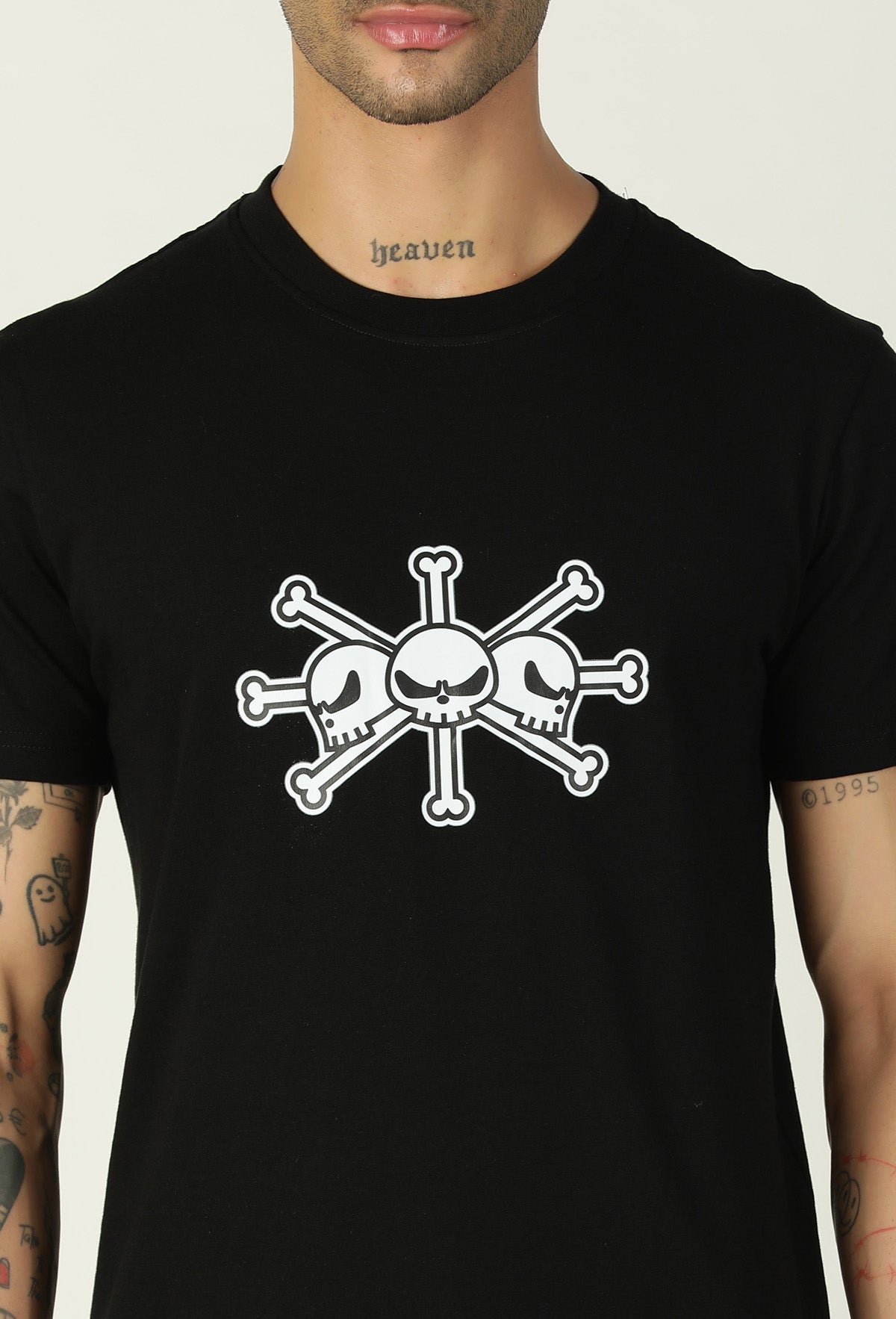 One Piece Pirate Symbol Printed on Black Regular Fit T-Shirt.